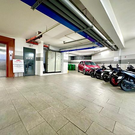 Yours Studio Airport Hotel Bandar Ho Chi Minh Luaran gambar