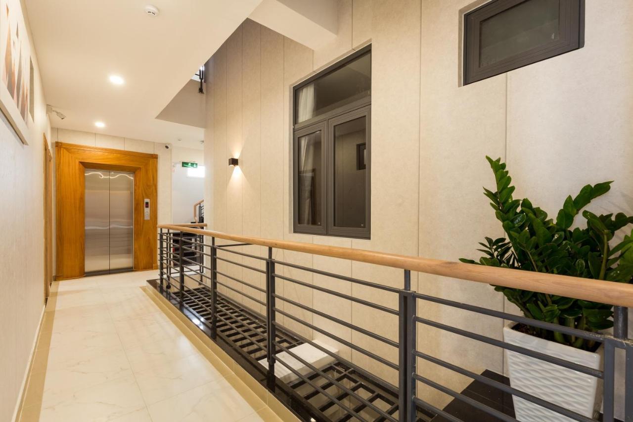 Yours Studio Airport Hotel Bandar Ho Chi Minh Luaran gambar