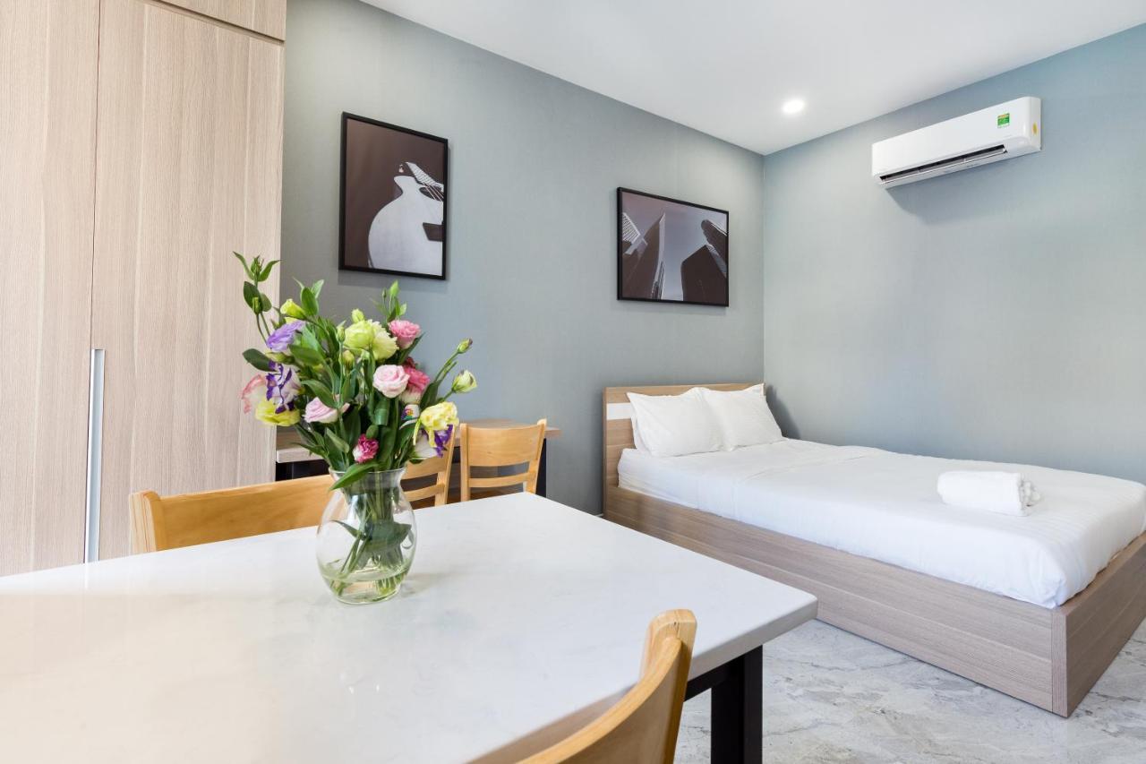 Yours Studio Airport Hotel Bandar Ho Chi Minh Luaran gambar