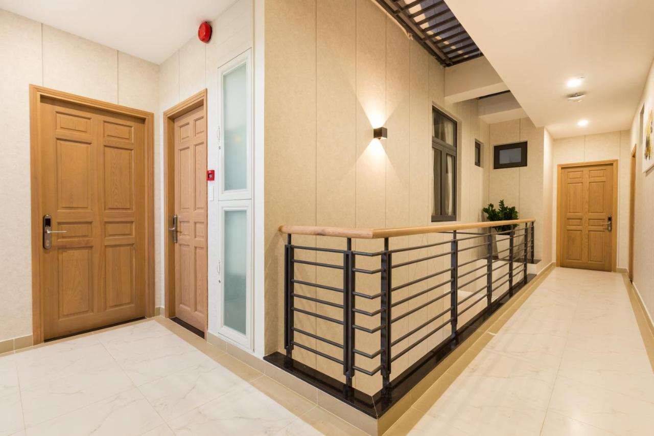 Yours Studio Airport Hotel Bandar Ho Chi Minh Luaran gambar