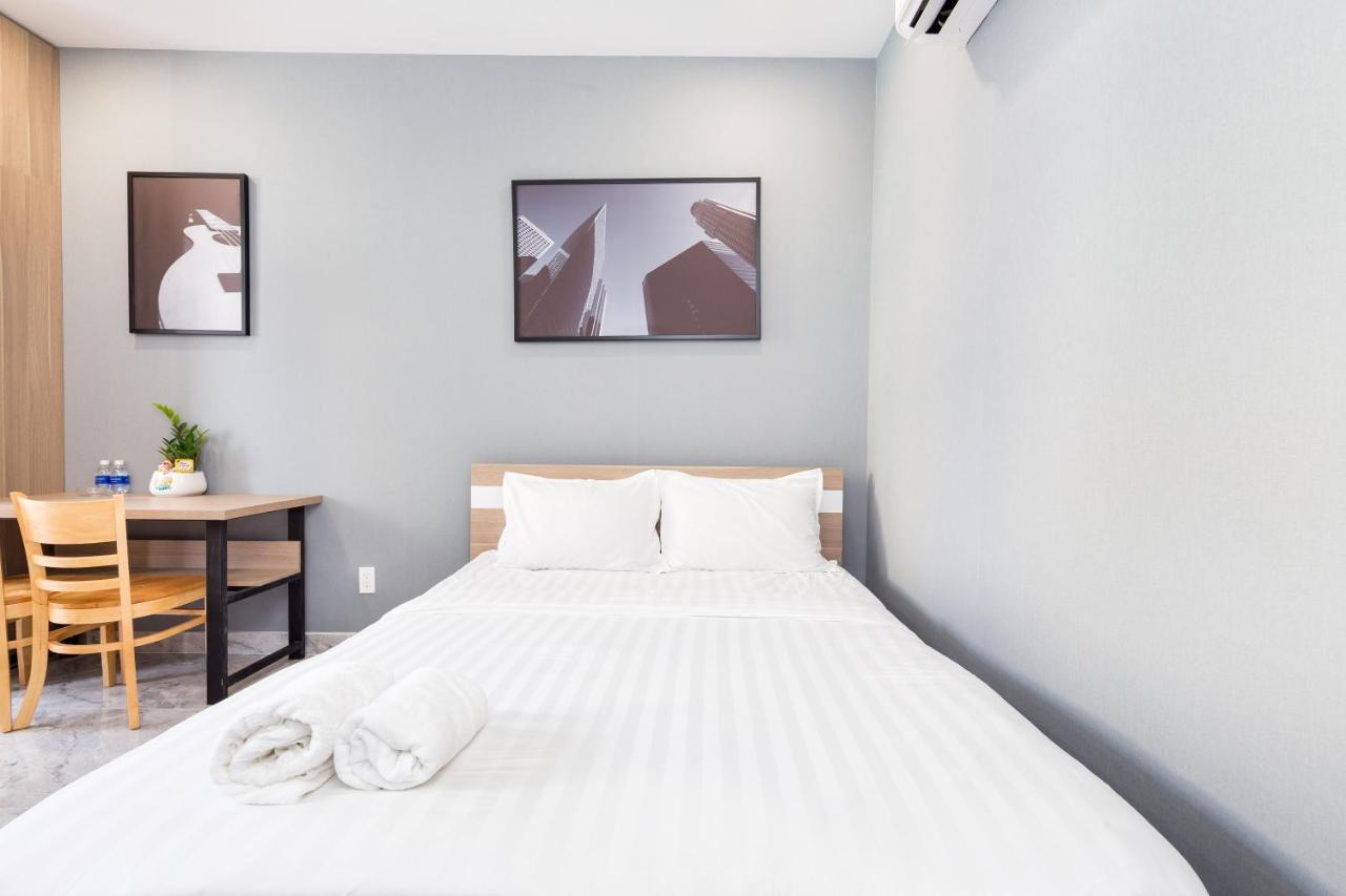 Yours Studio Airport Hotel Bandar Ho Chi Minh Luaran gambar